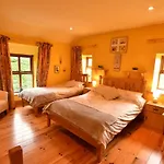 Bed & Breakfast Tinnycross House *