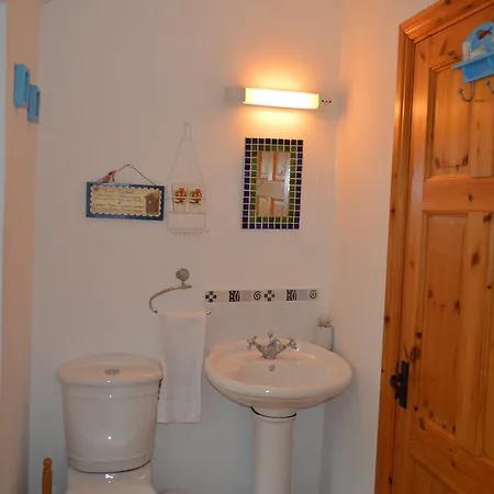 Tinnycross House Bed and Breakfast *