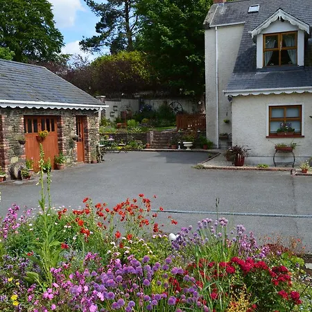 Bed & Breakfast Tinnycross House
