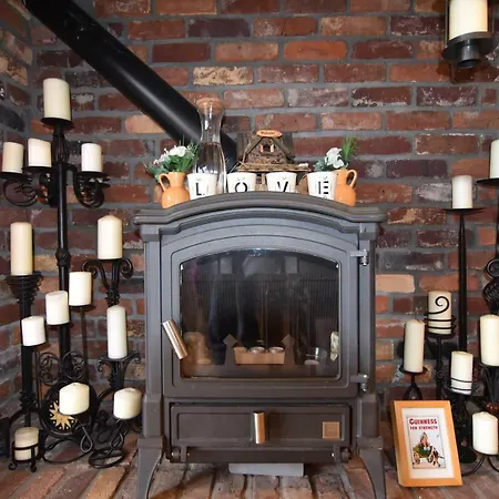 Tinnycross House *