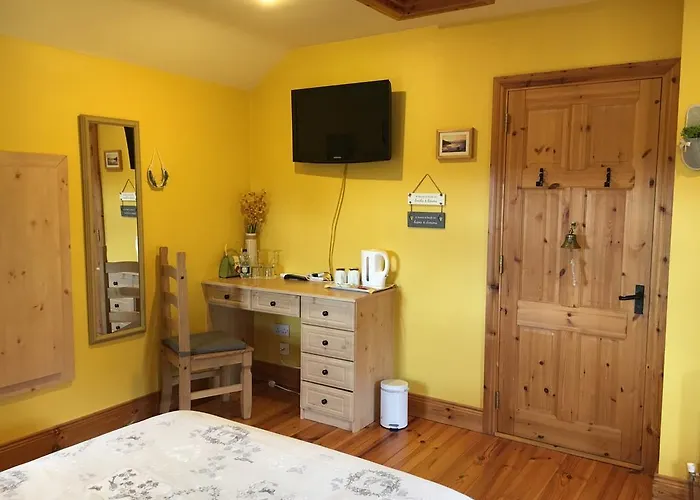 Tinnycross House * Ballymore Eustace