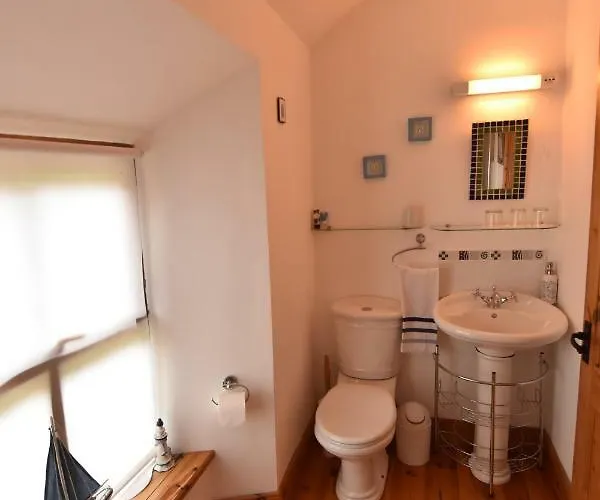 Tinnycross House Bed & Breakfast