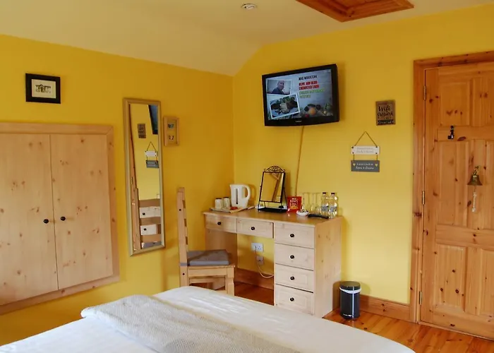 Tinnycross House Bed & Breakfast