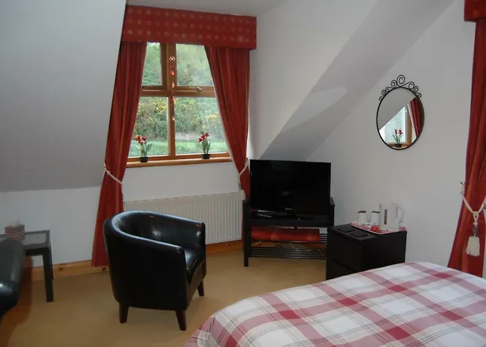 Tinnycross House * Ballymore Eustace